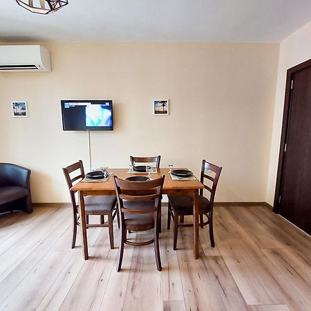 Апартаменти За Гости Делукс Burgas City Eksteriør billede