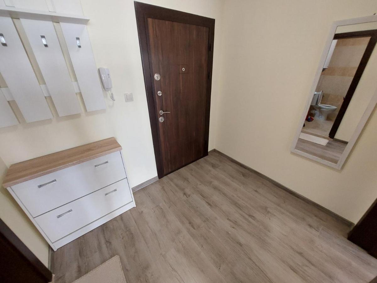 Апартаменти За Гости Делукс Burgas City Eksteriør billede