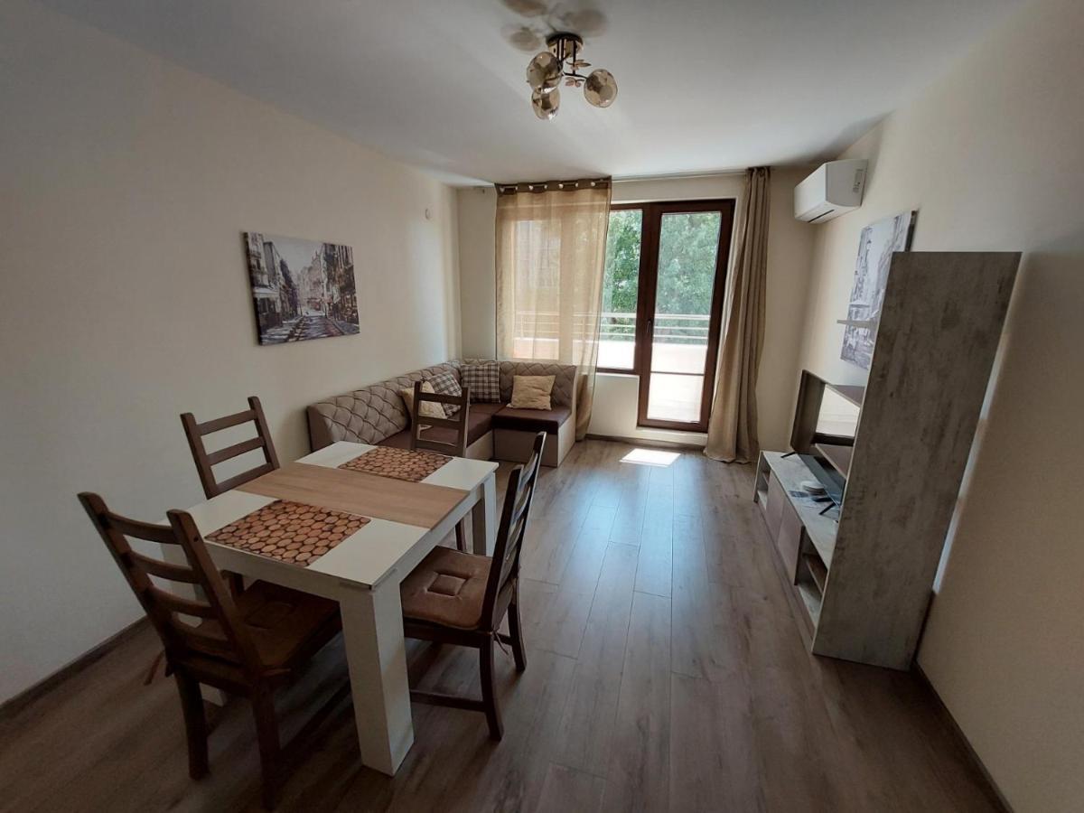 Апартаменти За Гости Делукс Burgas City Eksteriør billede