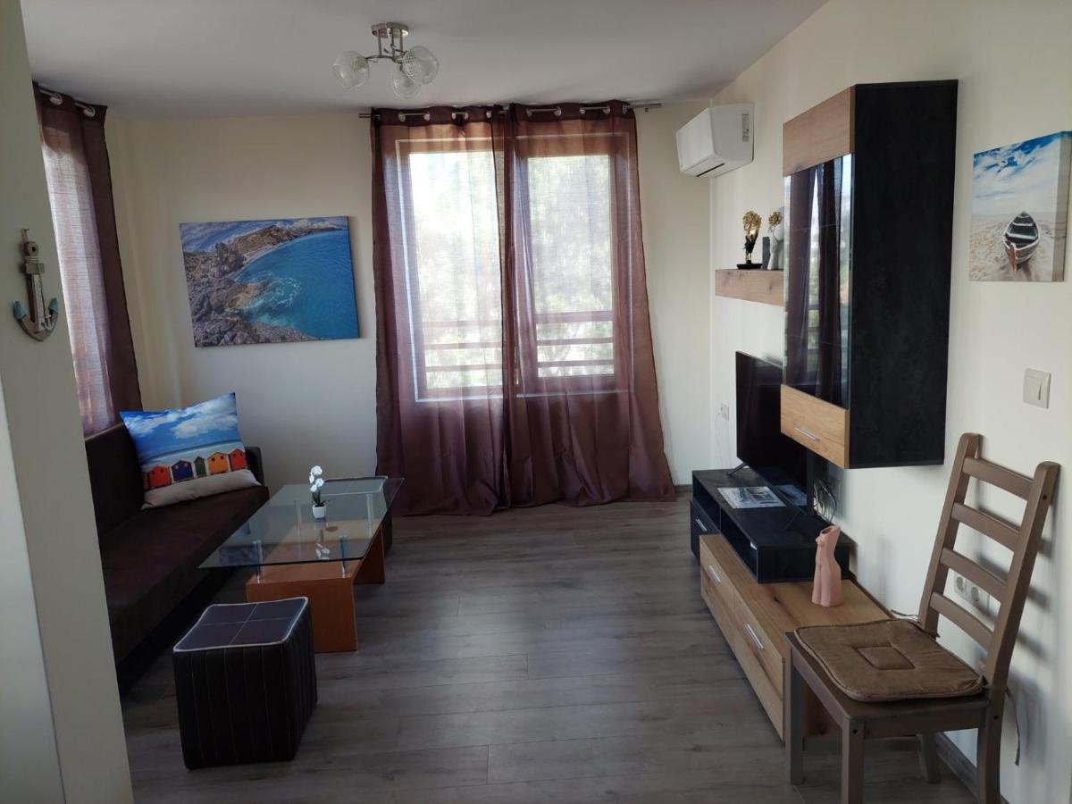 Апартаменти За Гости Делукс Burgas City Eksteriør billede