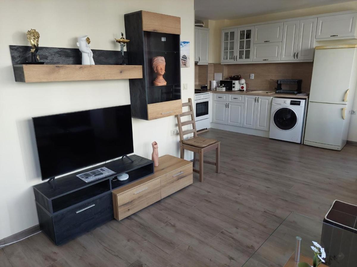 Апартаменти За Гости Делукс Burgas City Eksteriør billede