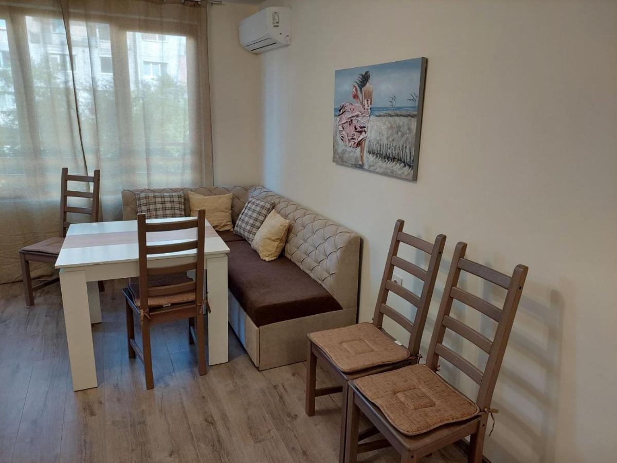 Апартаменти За Гости Делукс Burgas City Eksteriør billede