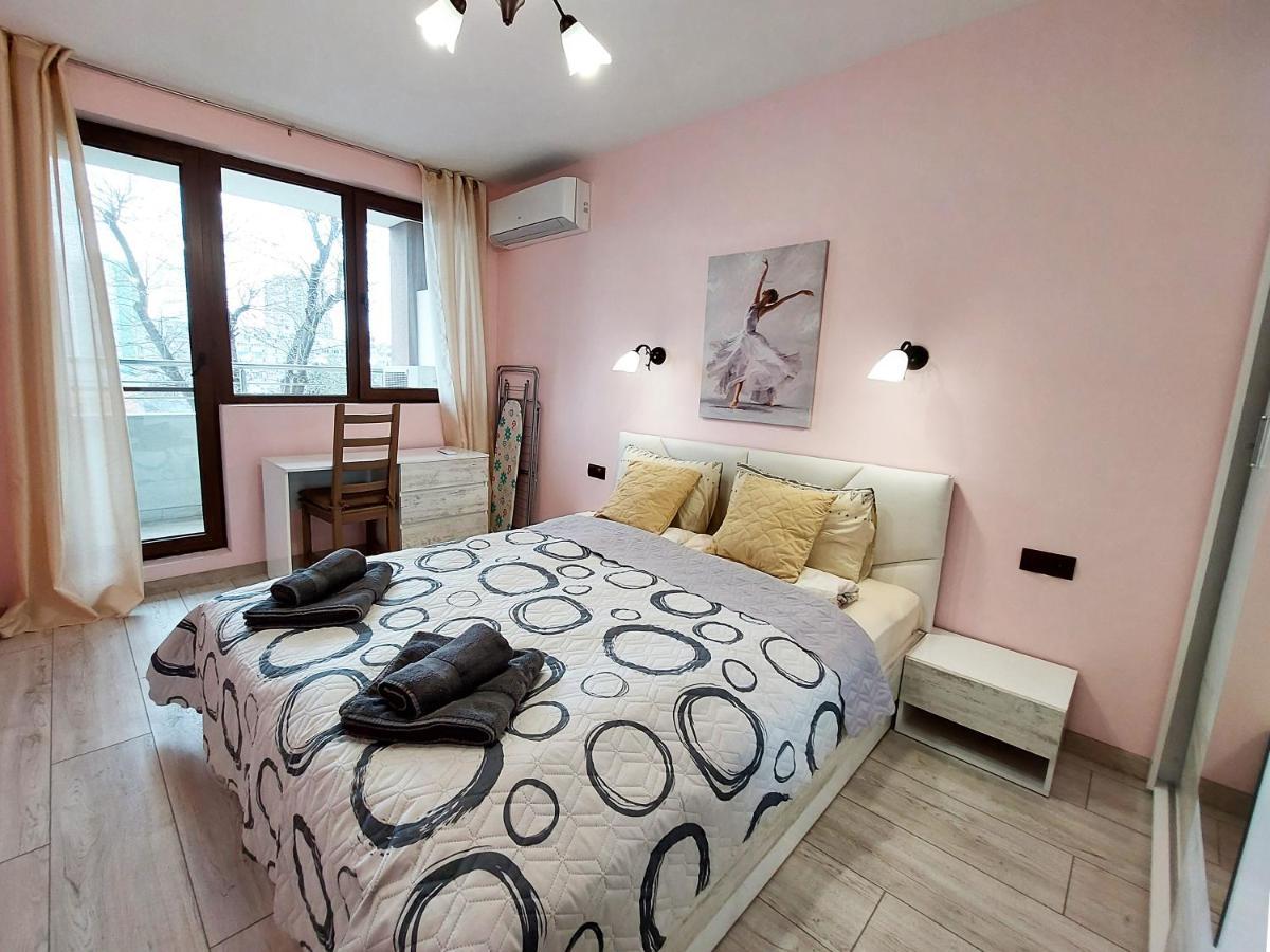Апартаменти За Гости Делукс Burgas City Eksteriør billede