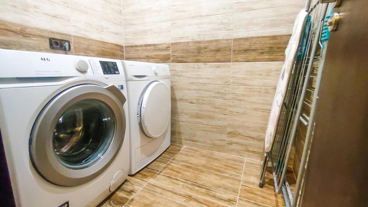 Апартаменти За Гости Делукс Burgas City Eksteriør billede