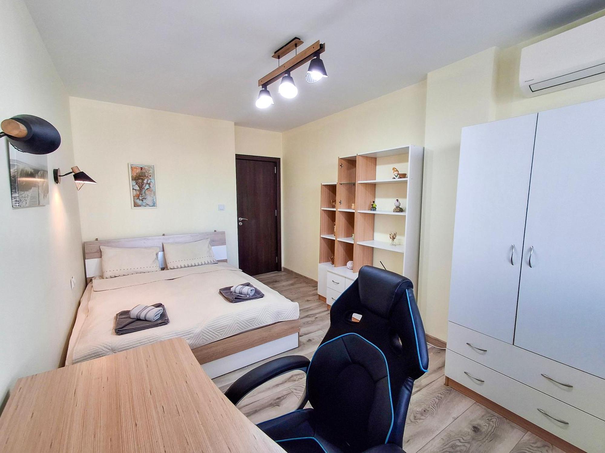 Апартаменти За Гости Делукс Burgas City Eksteriør billede